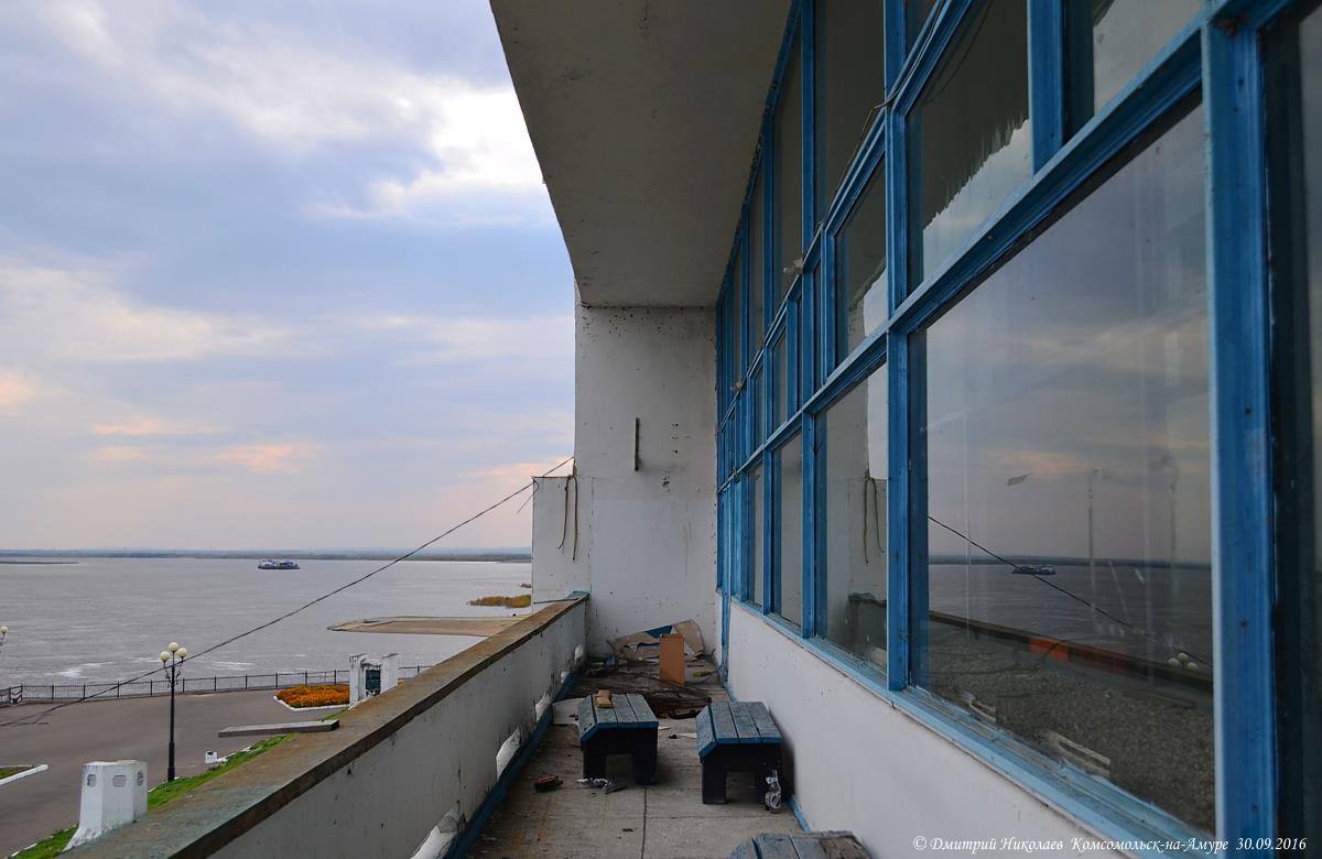 Komsomolsk-on-Amur hotel existing facade condition